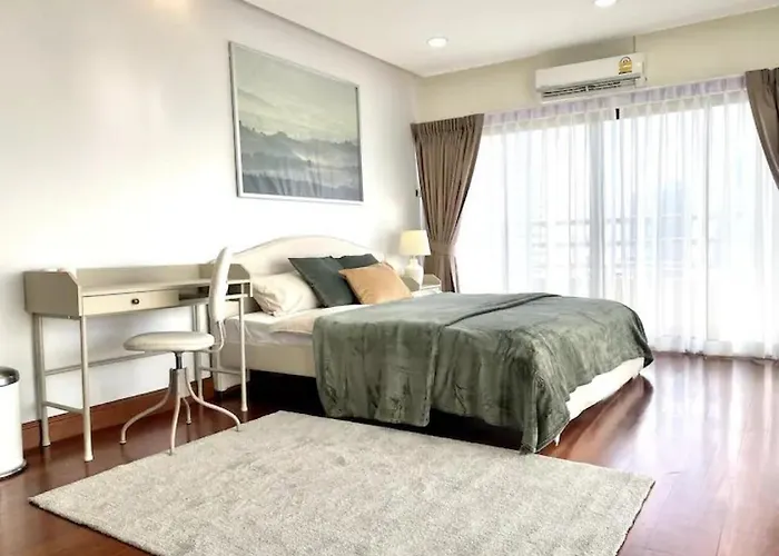 3 Bedroom Panoramic Penthouse With Kitchen Appartement *