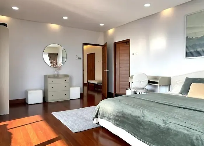 3 Bedroom Panoramic Penthouse With Kitchen Appartement Bangkok