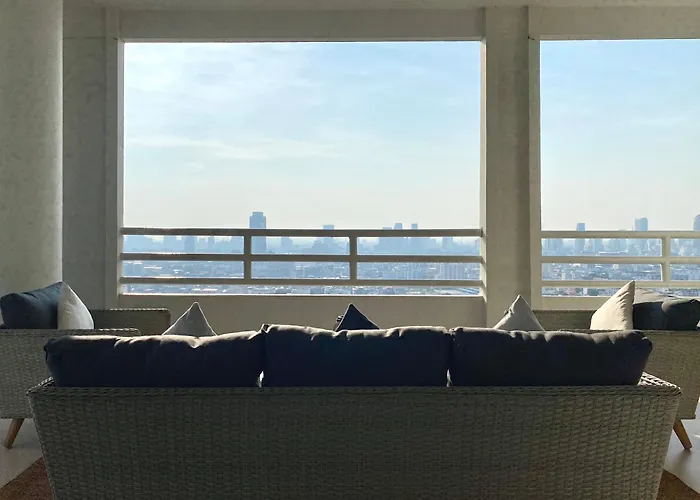 3 Bedroom Panoramic Penthouse With Kitchen Appartement